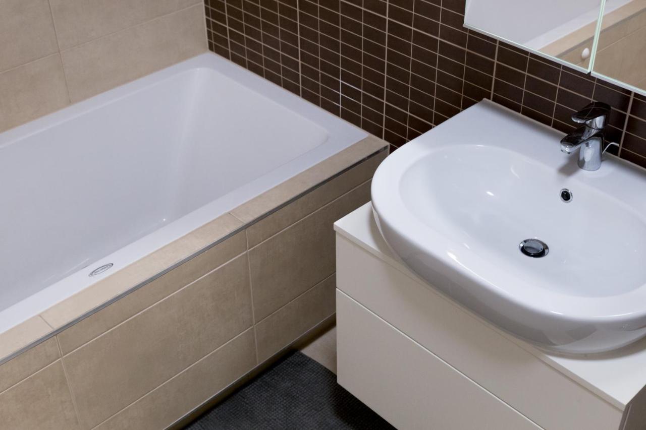 Auredius Deluxe Sea Apartment コペル エクステリア 写真