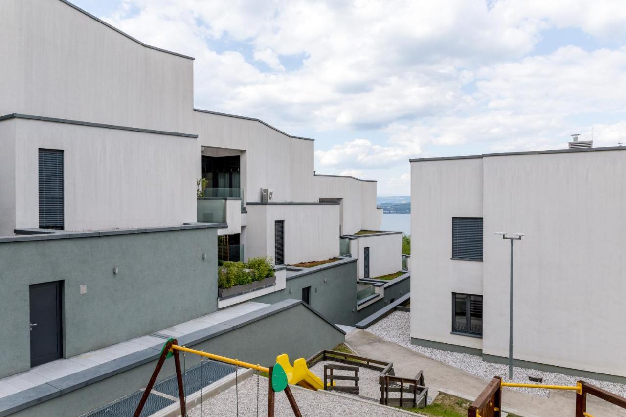 Auredius Deluxe Sea Apartment コペル エクステリア 写真